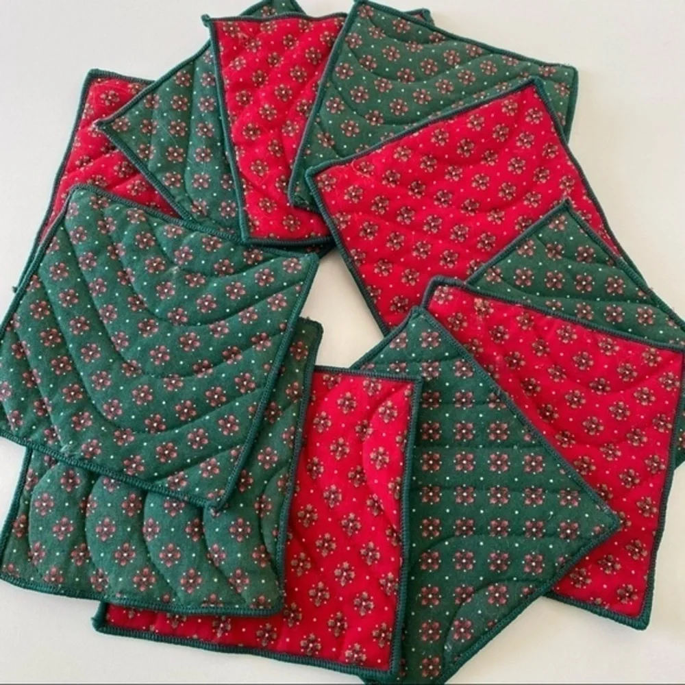 Crate&Barrel red green cotton holiday farmhouse quilted coaster 11 pieces